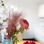 Studio-apartment